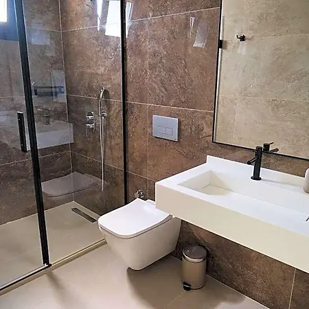 Ashta / Nordic Isitmali Kapali Havuzlu Hotel