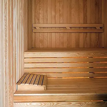 Hotel Ashta / Nordic Isitmali Kapali Havuzlu 5*