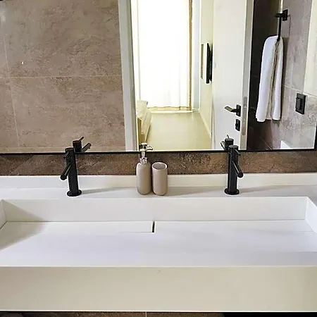Hotel Ashta / Nordic Isitmali Kapali Havuzlu